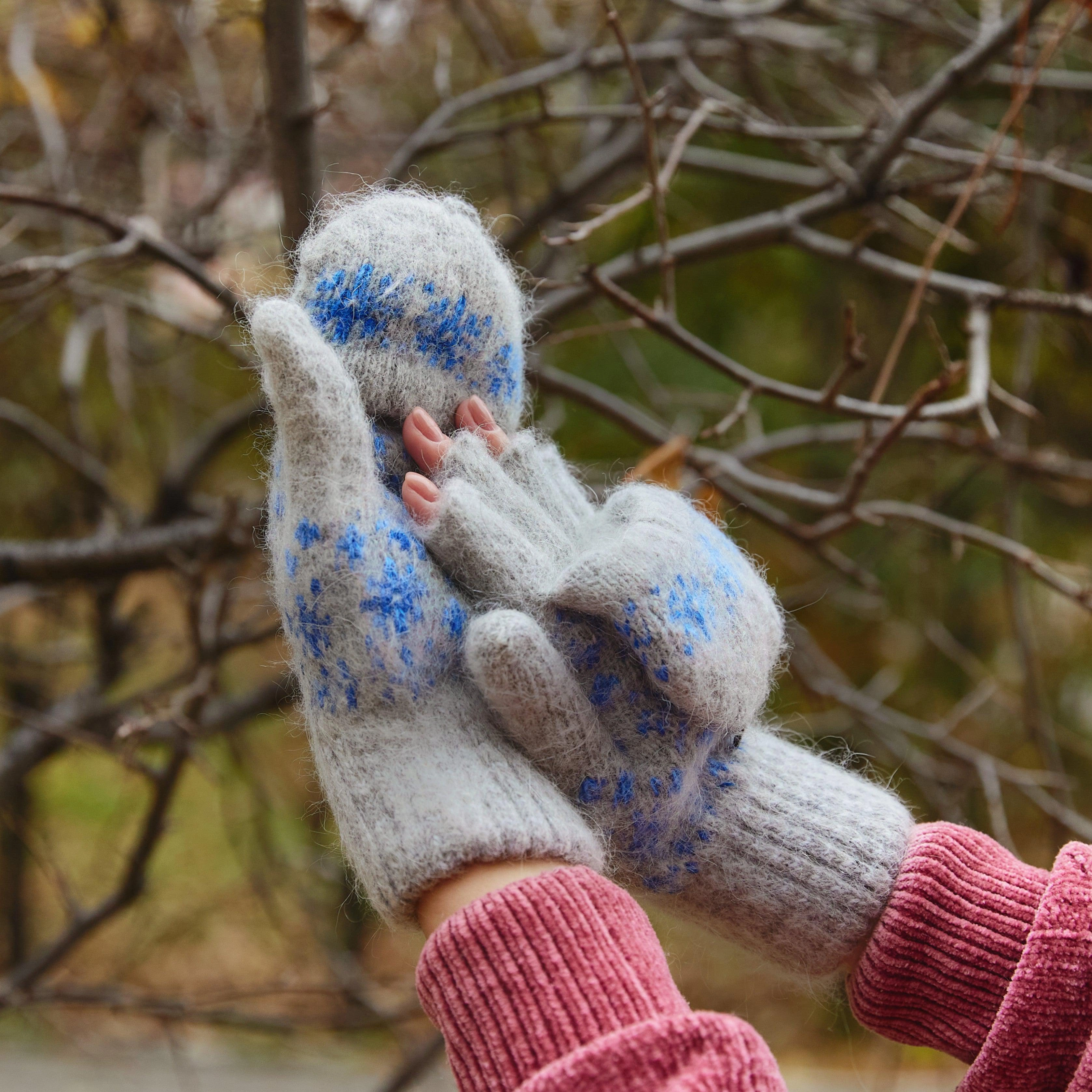 Cozy Blue Blizzard Goat Wool Mittens – Winter Warmth for Women